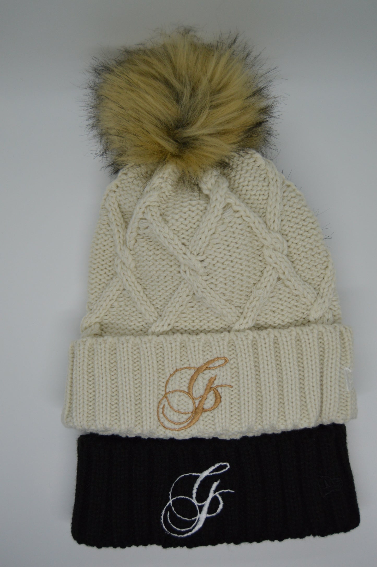 The Playa Luxe Beanie - Black